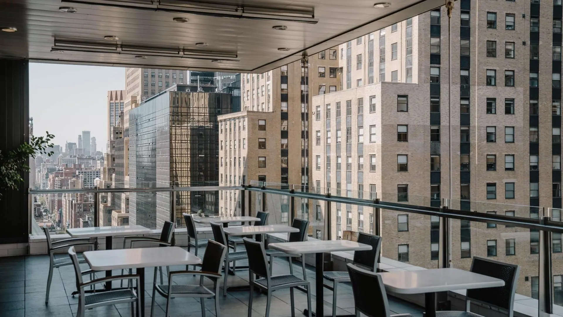 Club Quarters Hotel Grand Central, New York