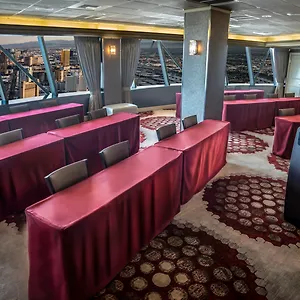 *** אתר נופש The Strat Hotel, Casino & Tower ארצות הברית