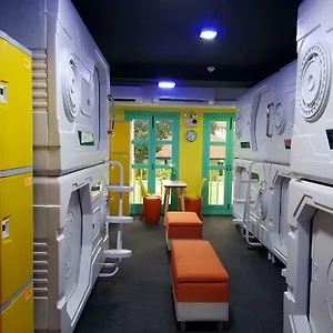 Galaxy Pods @ Chinatown Kapsül Otel Singapur
