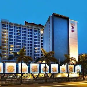 Royal 4* سنغافورة