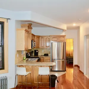 Apartment The Topping Three-bedroom, New York