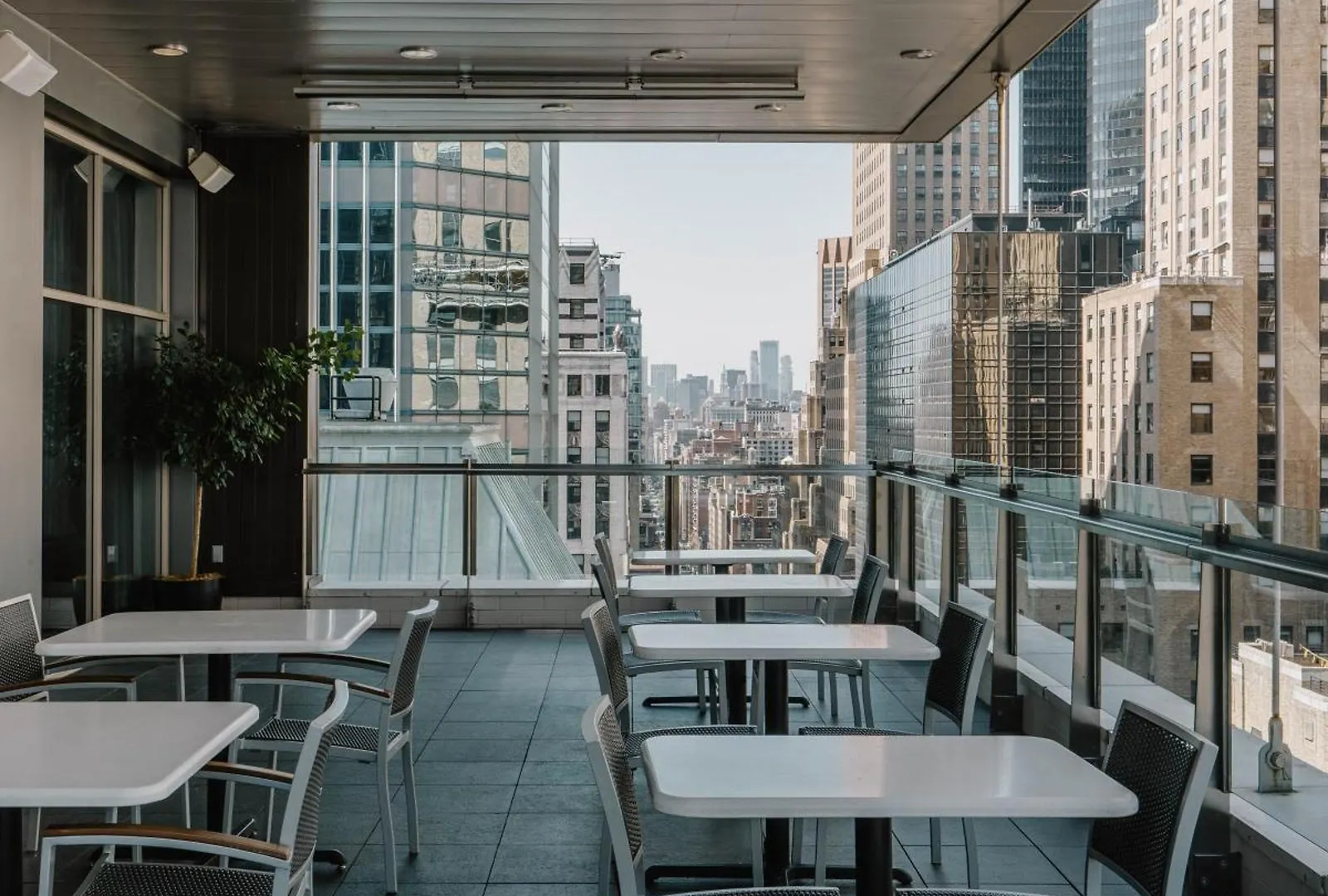 Club Quarters Hotel Grand Central, New York
